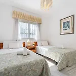 Malagasuite Tropical Terrace & Pool Apartamento *