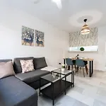 Malagasuite Tropical Terrace & Pool Apartamento
